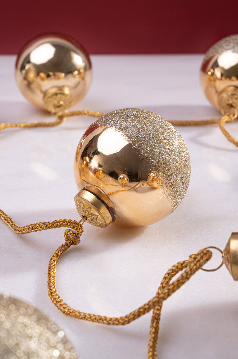 Gleam Garland - Ornaments | Gold