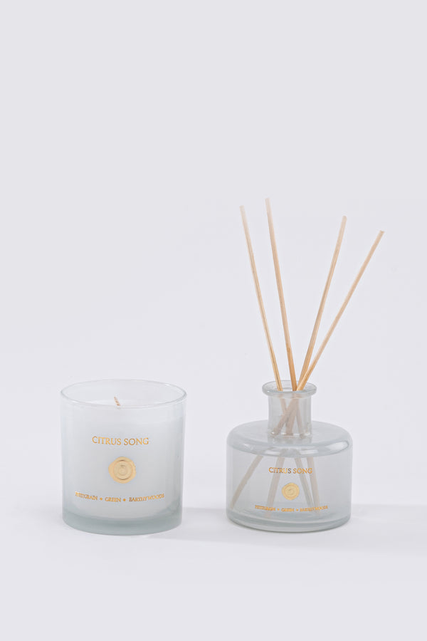 Citrus Song Set of 2 | White | Scented Candle & Diffuser | Fresh Citrus, Neroli, Earthy Woods