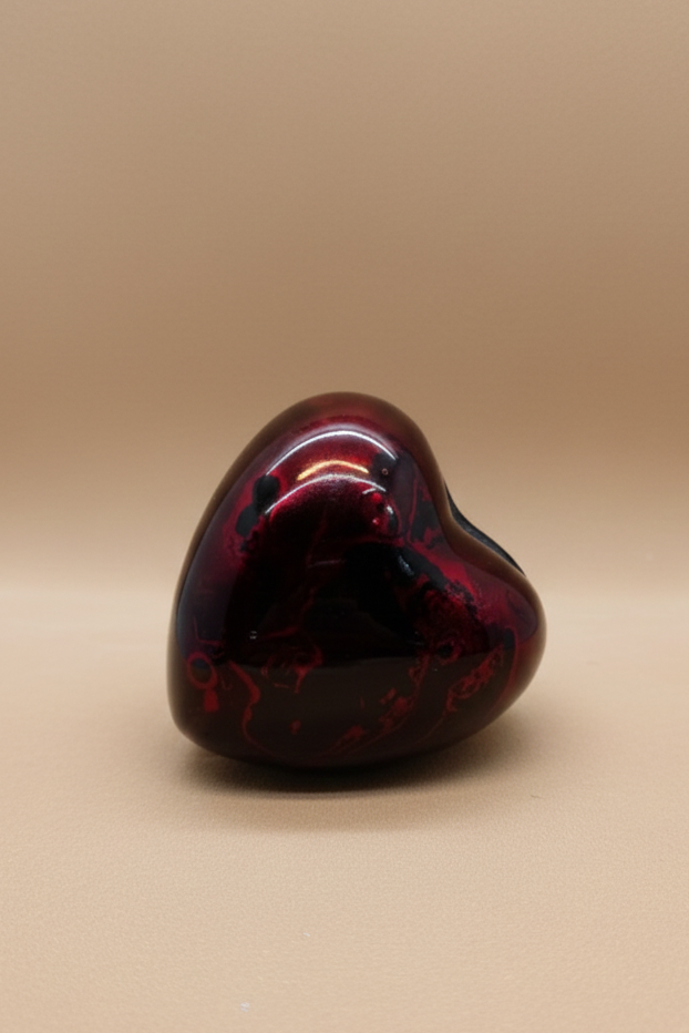 Happy-Go-Hearts - Macaron Candles | Red | English Rose