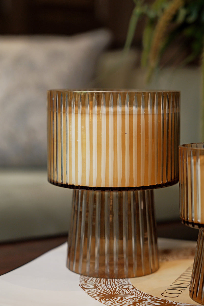 Luxe Vitara - Footed Candle | Gold | Dewy Balsam
